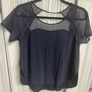NWOT Lululemon top